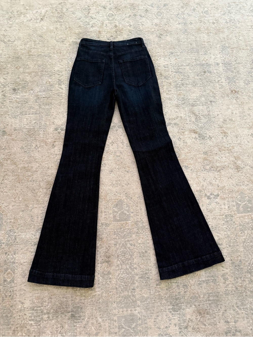 Idyllwind Fueled Miranda Lambert Dark Wash HighRise Flare Sz 6 RUNS SMALL - Picture 2 of 7